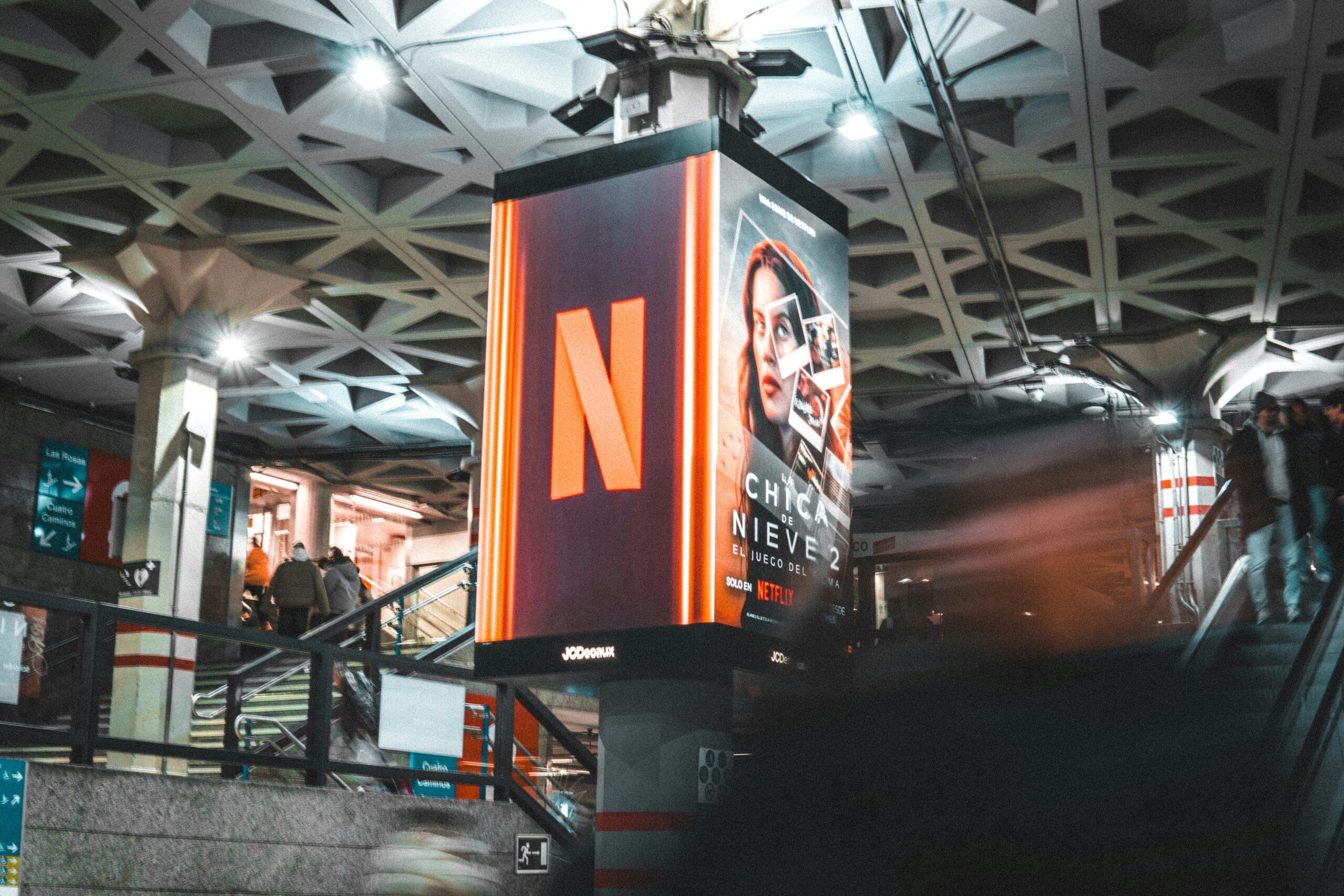 War Machine 2026 Reviews featuring Netflix's sci-fi action thriller, cast performances, visual effects, and audience reactions.