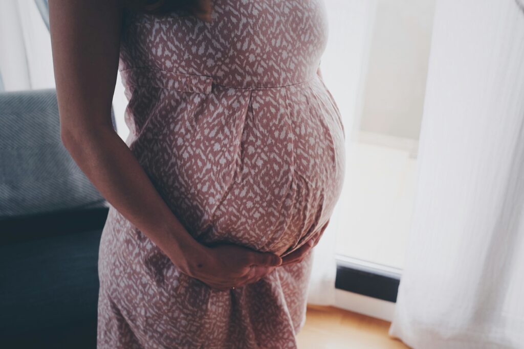 Velamentous Cord Insertion covering umbilical cord abnormalities, diagnosis, pregnancy management, fetal monitoring, and maternal health.