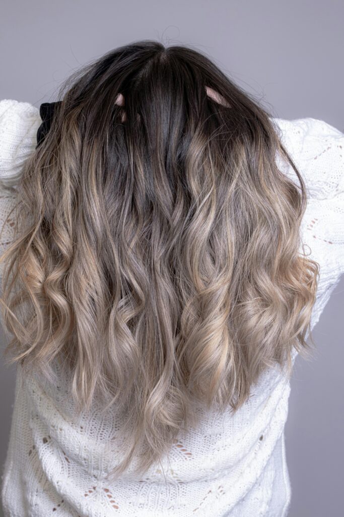 How to Get Hair Dye Out of Hair guide to clarifying treatments, color removers, gradual fading, deep conditioning, hair care, and professional color correction.